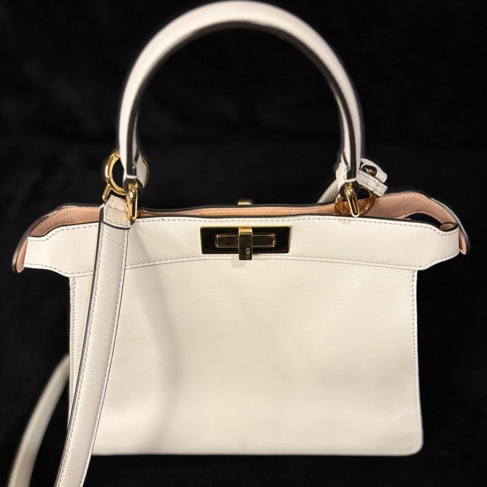 Fendi Peekaboo IseeU bag with COA and dust bag